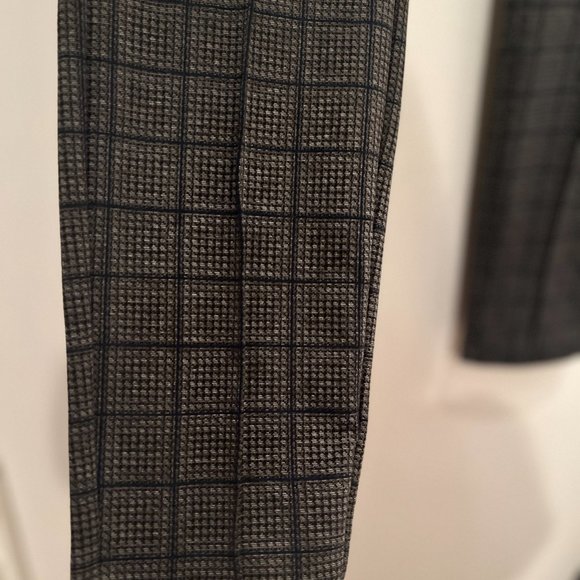 Philosophy Gray Checkered Elastic Waist Pants – Size Large - Picture 10 of 12